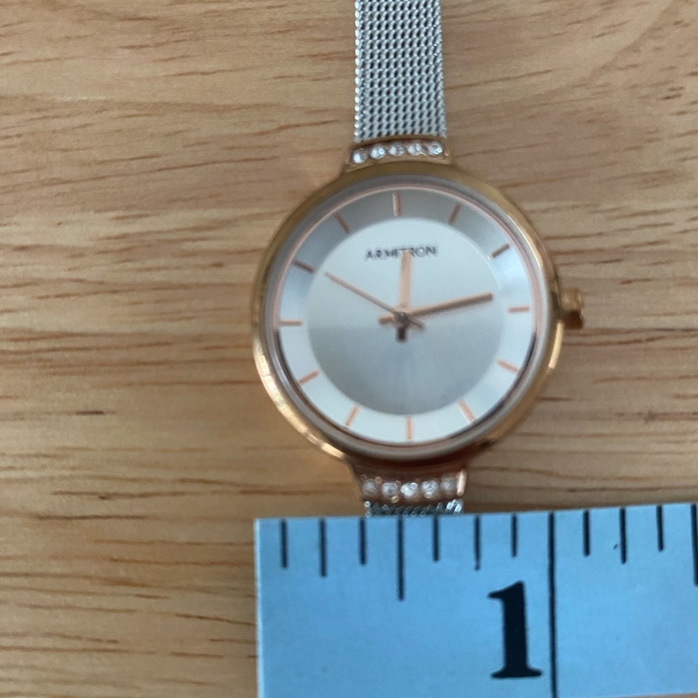 Armitron Ladies Rose Gold Case Watch Silver Mesh Strap Stone Accents Adjustable - Picture 13 of 15